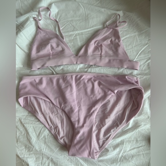 Bundle of swim wear! Bikinis, one pieces, aerie, old navy, COS. All S - M - Picture 10 of 10